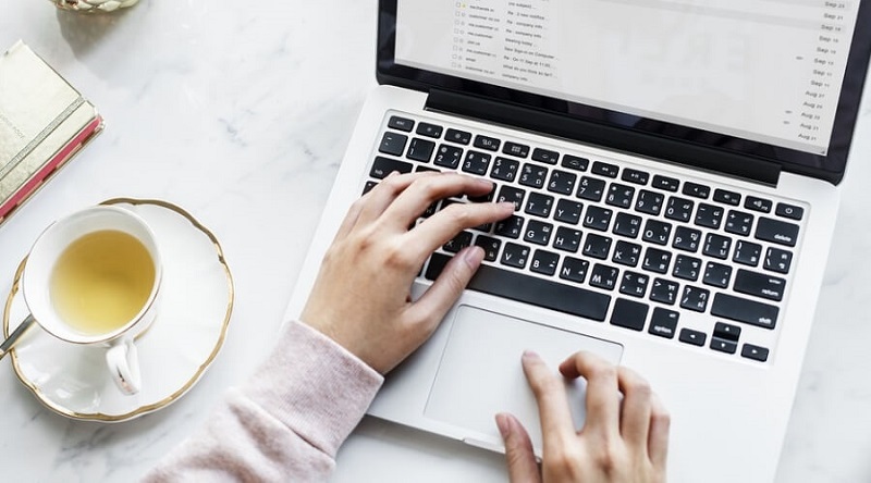 Cách thêm dòng trong excel kiểu xen kẽ