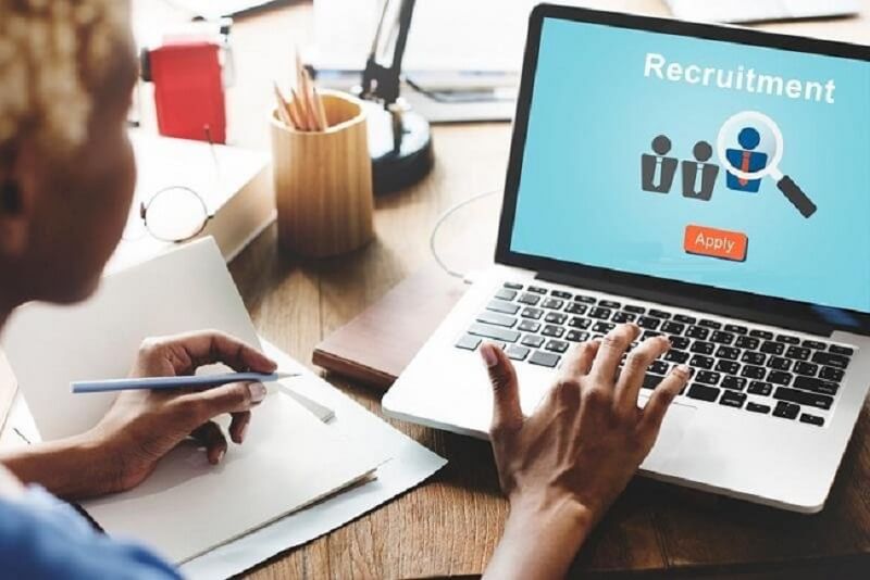 Nộp hồ sơ xin việc bằng phương thức trực tuyến