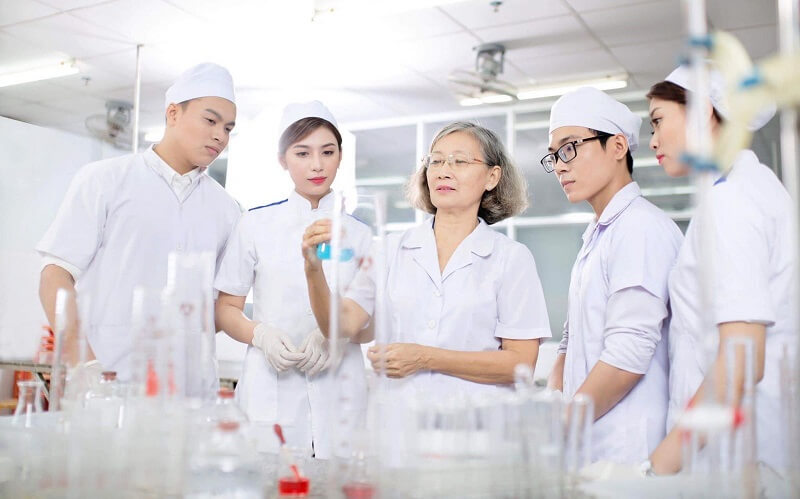 Điểm mạnh, điểm yếu của bạn là gì?