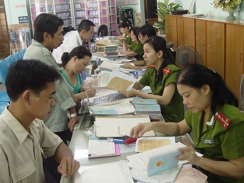 Người khai sơ yếu lý lịch sẽ chịu trách nhiệm về những gì mình điền trong đó