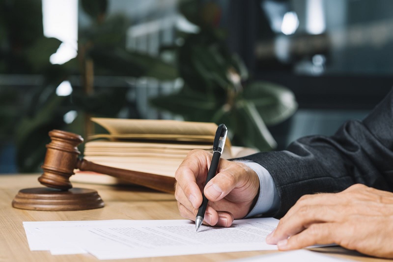 Tính chất công việc của công chứng viên