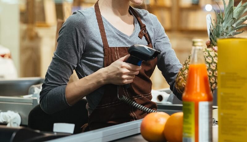 Mục người tham chiếu sẽ quyết định xác nhận thông tin