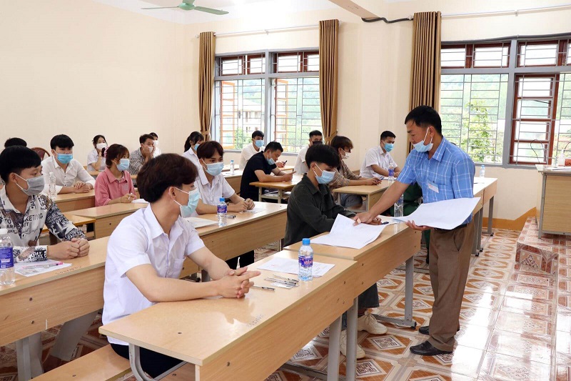 Chuẩn bị hồ sơ nhập học đại học vào khi nào