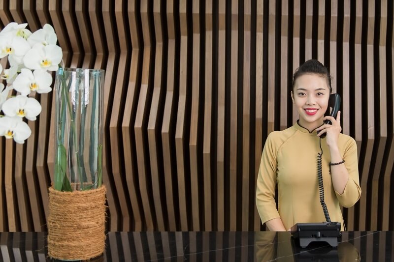 kỹ năng của nhân viên lễ tân tiếng anh