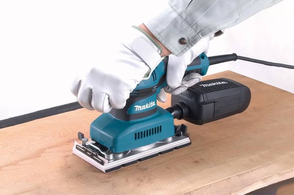 Máy chà nhám gỗ của thợ mộc