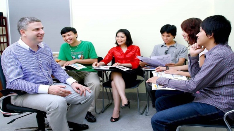 Học ngôn ngữ Anh ra làm gì?