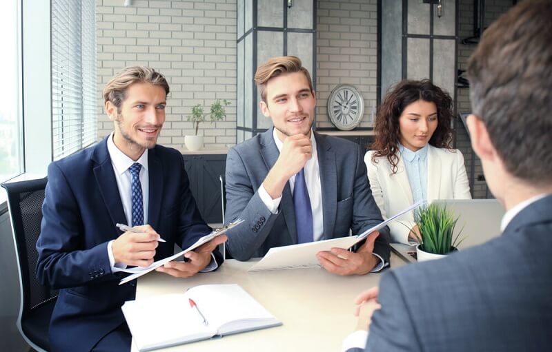 không ngừng nâng cao trình độ bản thân