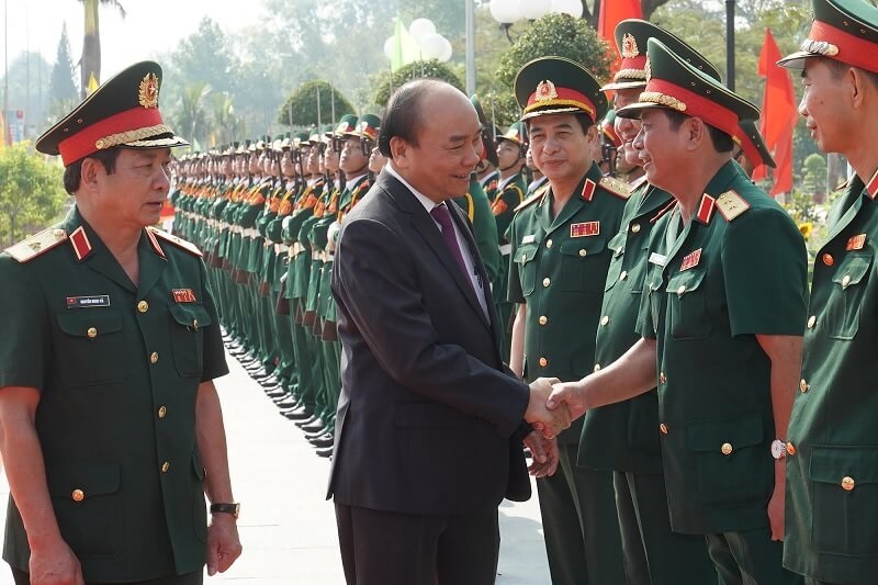 Sĩ quan thông tin Lục quân có trách nhiệm như thế nào?