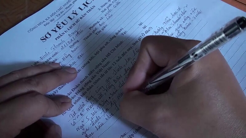 Sơ yếu lý lịch không được bỏ sót bất kỳ mục thông tin nào