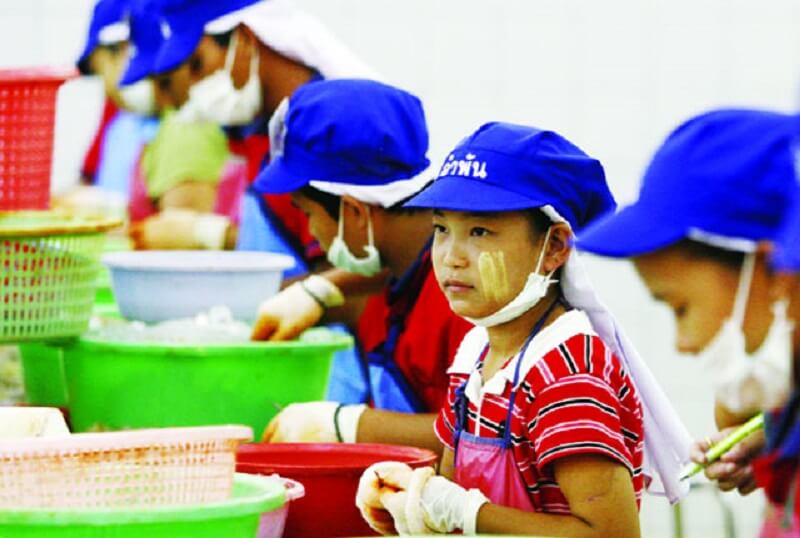 Không được có hành vi phân biệt đối xử đối với người lao động chưa đủ tuổi lao động