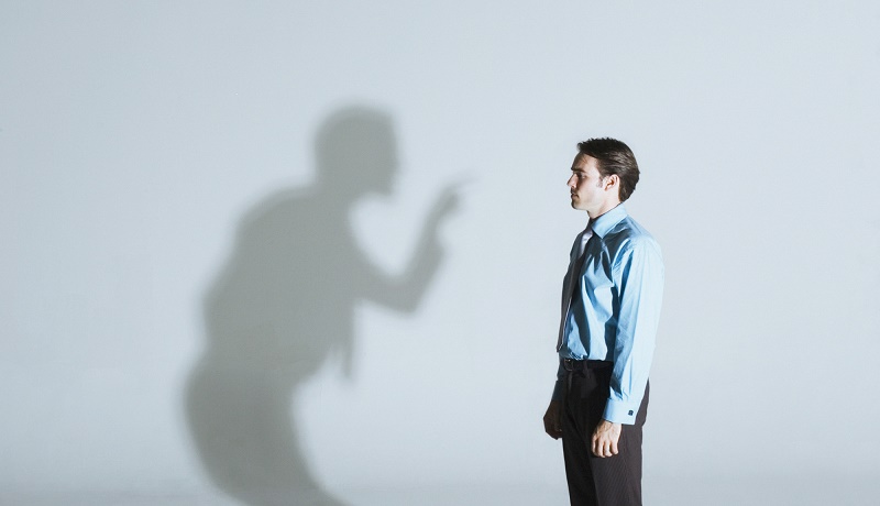  Khái niệm tự ái là gì