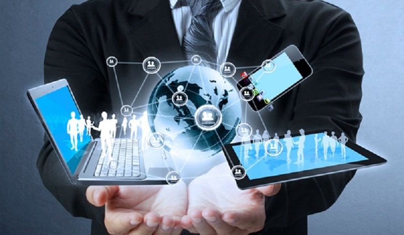 Tuyển dụng qua mạng xã hội