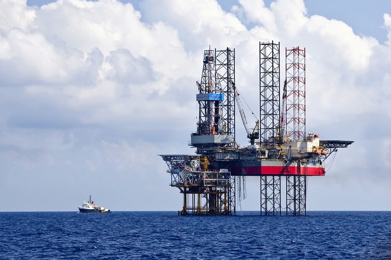 Tìm hiểu thông tin xung quanh ngành dầu khí. Học kỹ thuật dầu khí ra làm gì?