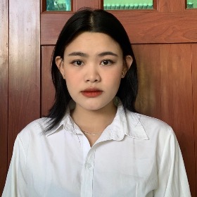 Cao Trần thuý hằng