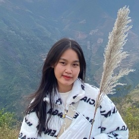 HOÀNG THỊ UYÊN