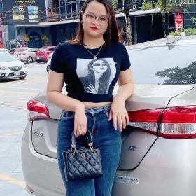 HÀ NGỌC CẨM TÚ