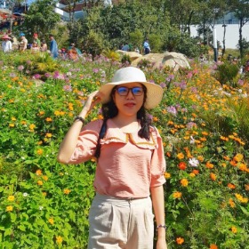 NGUYỄN THỊ CẨM HƯƠNG